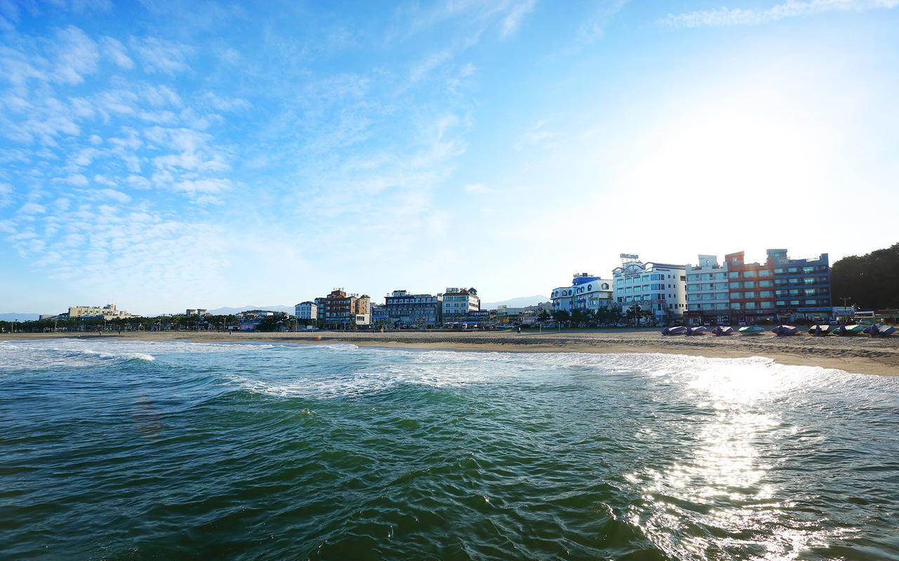 Naksan World Beach Yangyang Exteriör bild