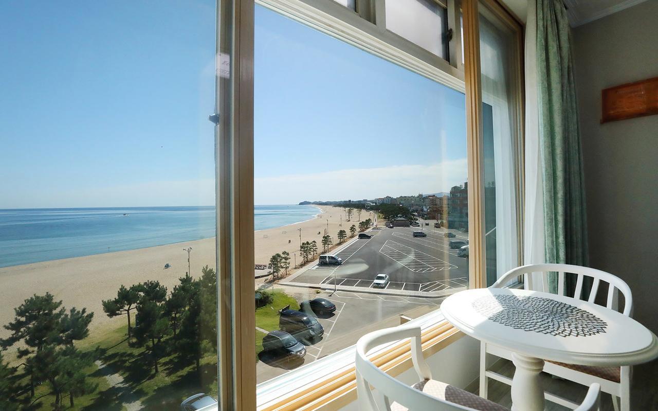 Naksan World Beach Yangyang Exteriör bild